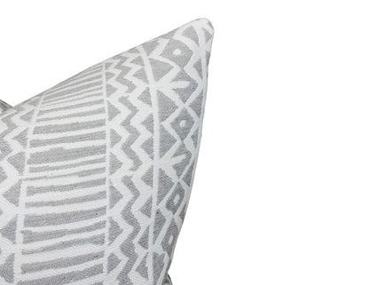 Veranda Zigzag Pillow in Silverbirch