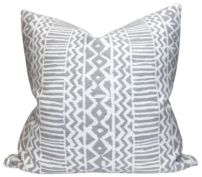 Veranda Zigzag Pillow in Silverbirch