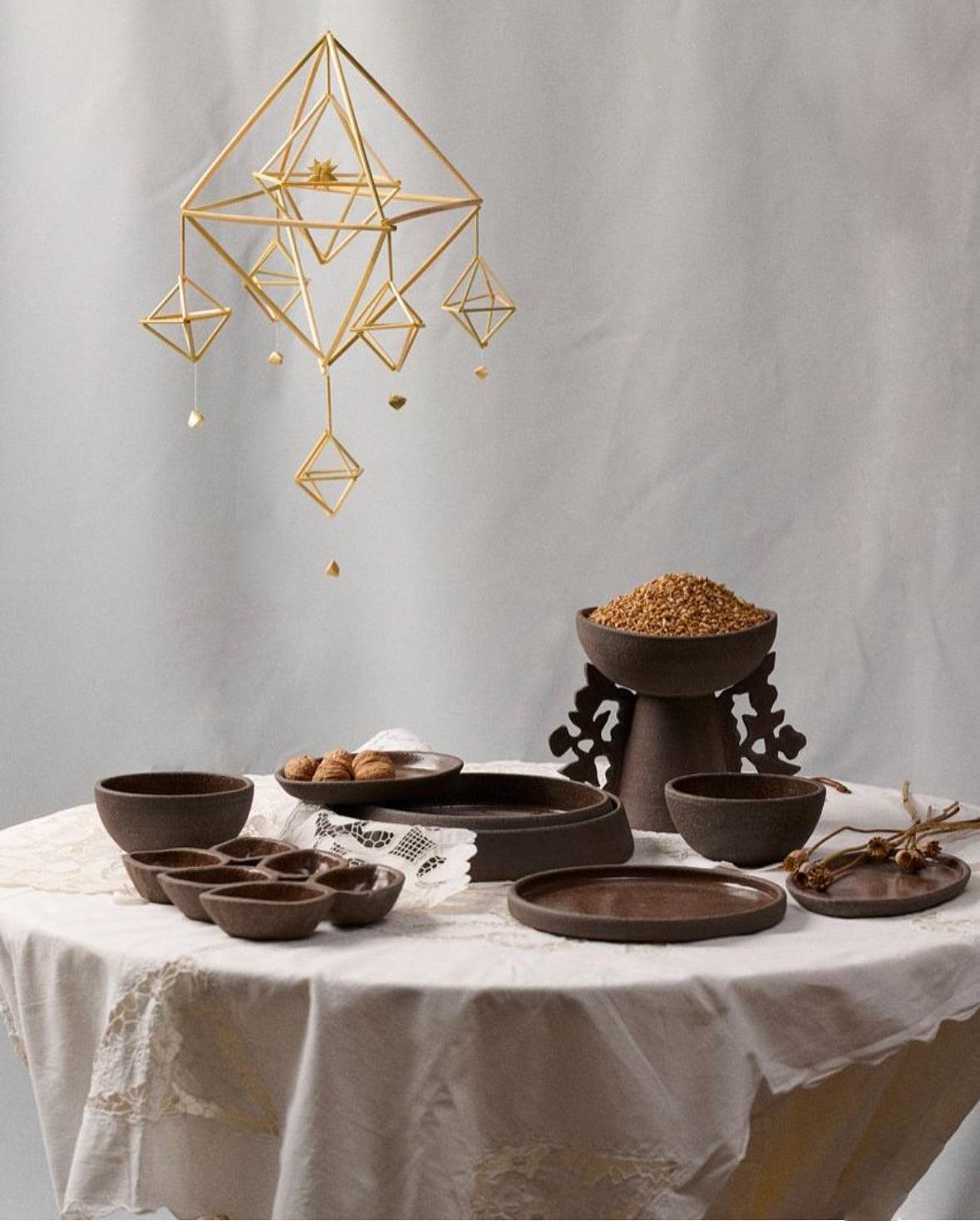 Handmade Oval Stoneware Serving Platter "Pumpernikel"