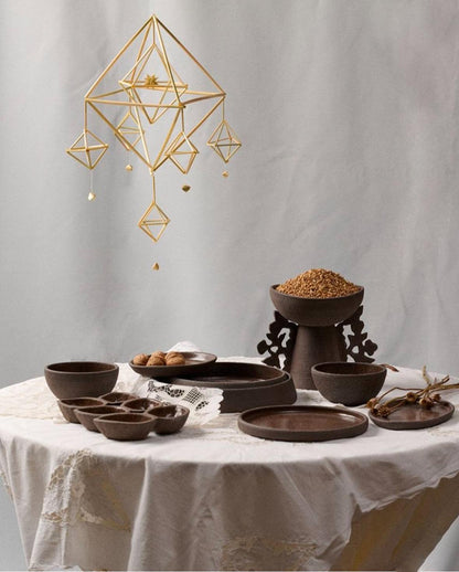 Handmade Oval Stoneware Serving Platter "Pumpernikel"