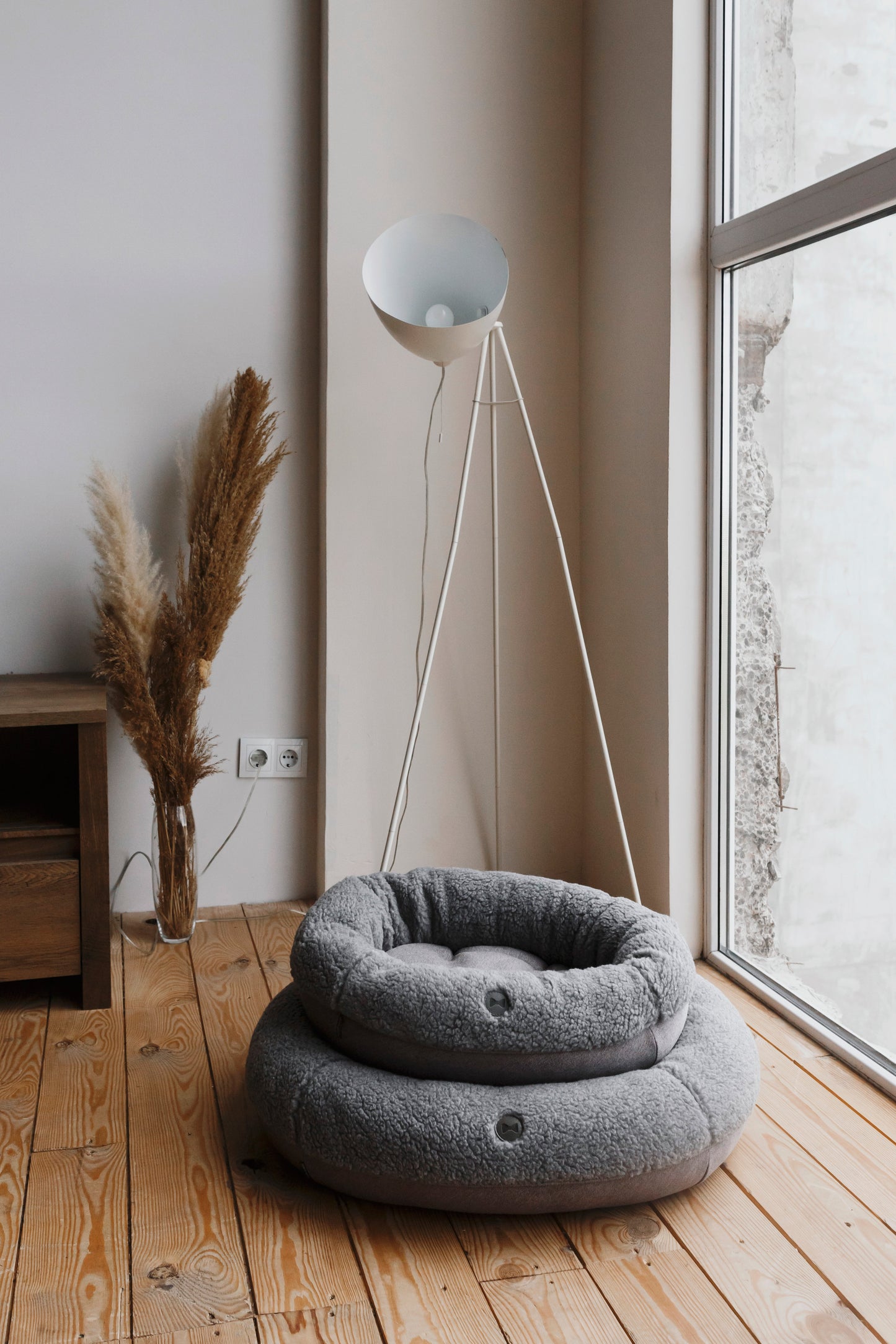 Furry Gray Donut Pet Bed