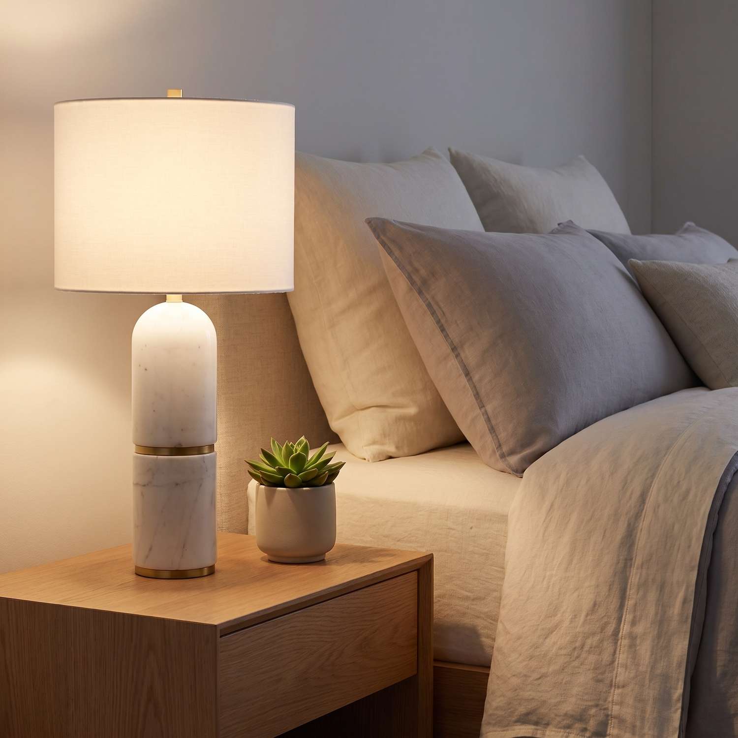Wake Table Lamp - Main
