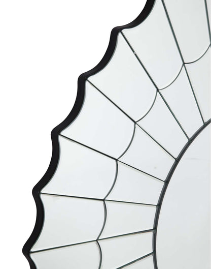 Stringer Wall Mirror - Detail