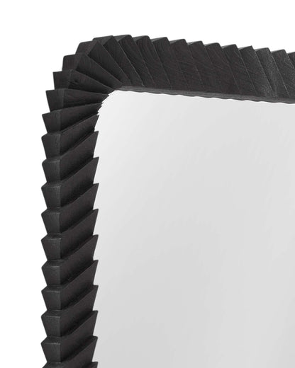 Kindlow Floor Mirror - Detail