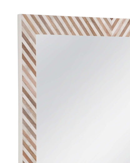 Karl Wall Mirror - Detail