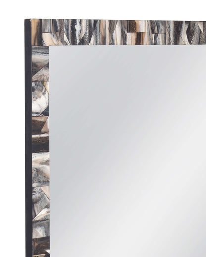 Kervo Wall Mirror - Detail