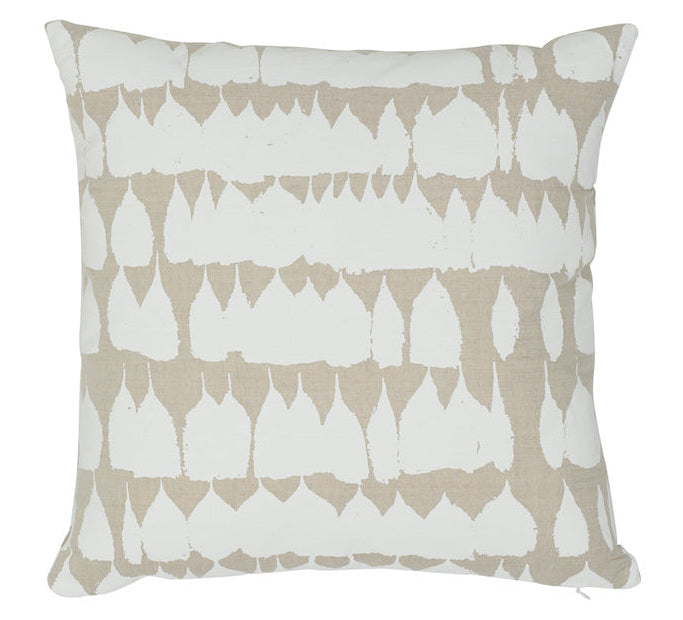 Queen of Spain Pillow in Natural