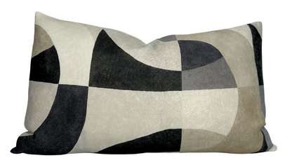 Colonnade Pillow in Onyx