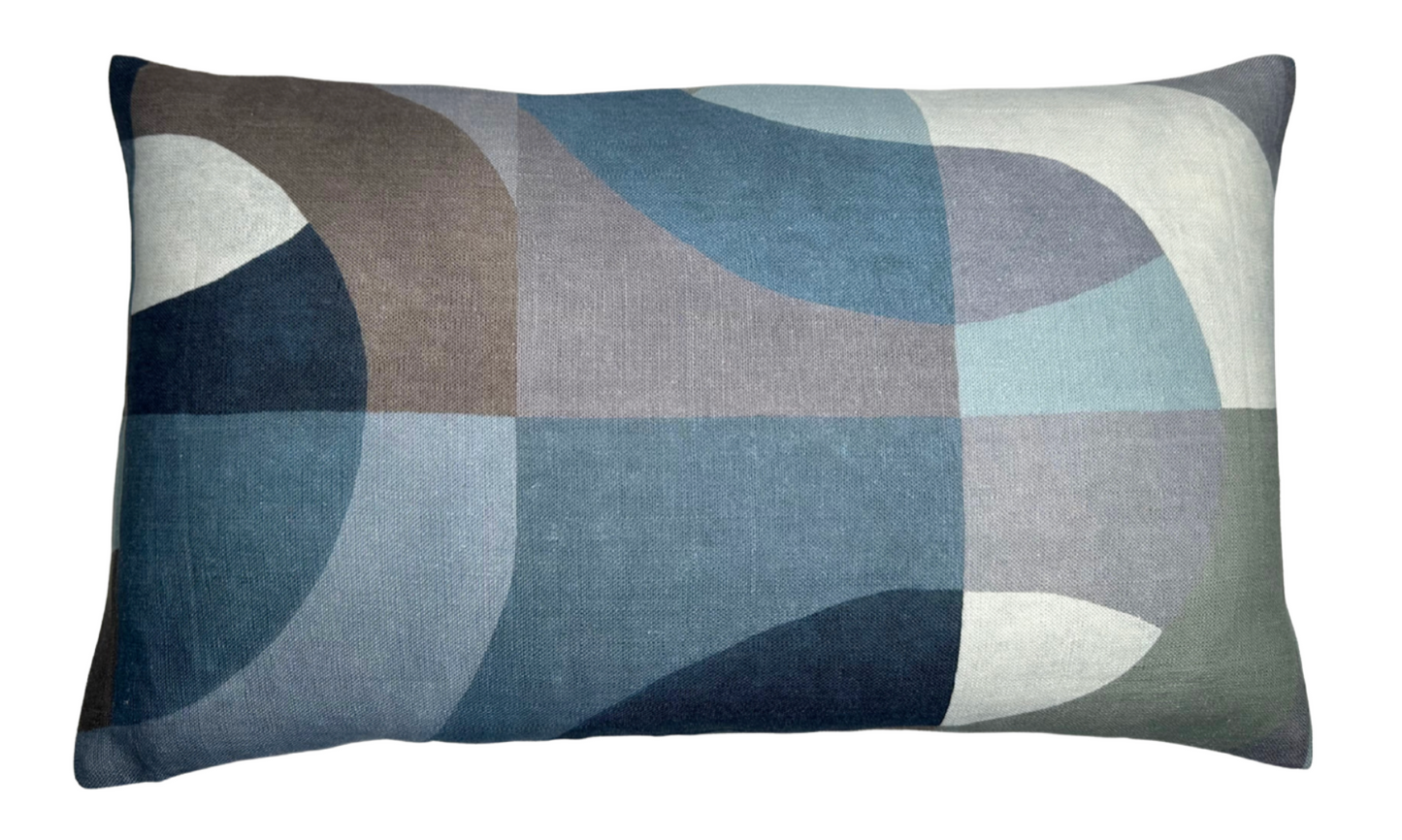 Colonnade Pillow in Blue