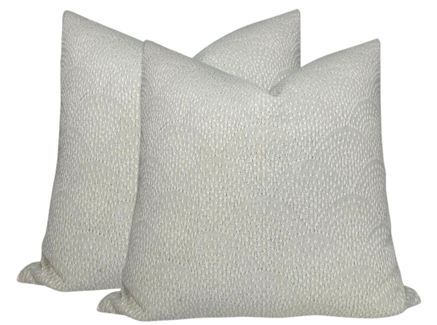 Inverse Scalloped Woven Pillow in Natural
