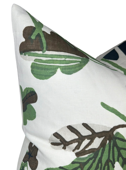 Matisse Leaf Pillow in Green