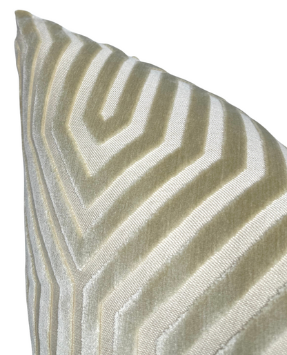 Vanderbilt Pillow in Greige