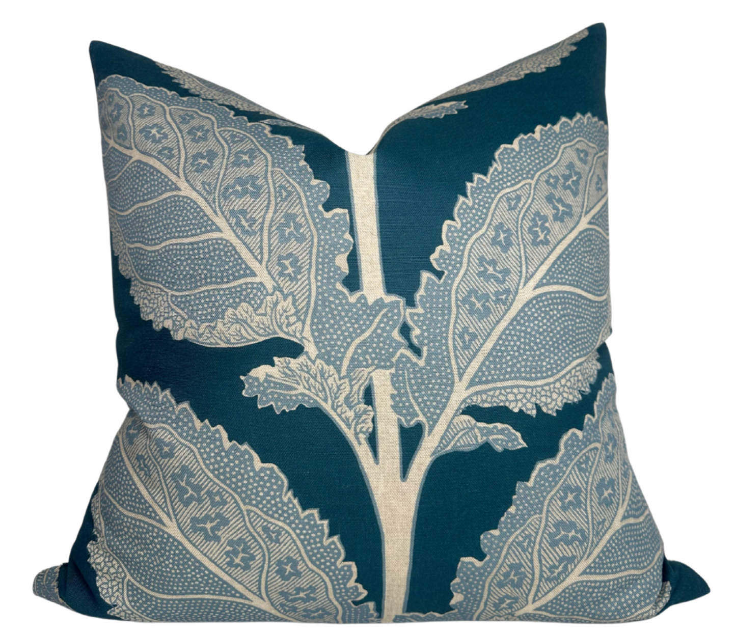 Lacinato Pillow in Basalt Black