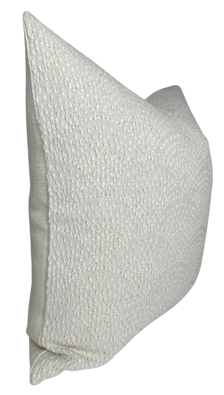 Inverse Scalloped Woven Pillow in Natural