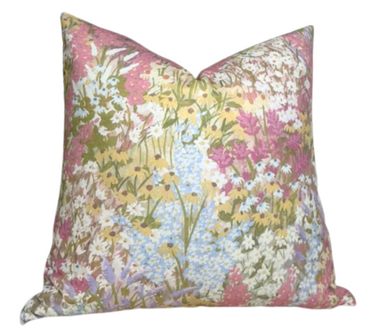 Fleur Linen Pillow in Blush