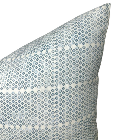 Madu Pillow in Blue