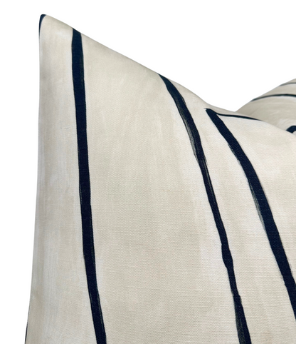 Graffito Pillow in Ivory Linen Onyx