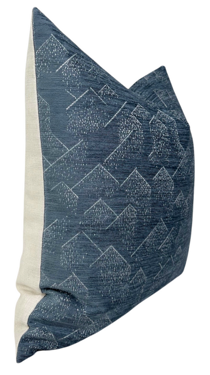 Brink Pillow in Delft Ivory