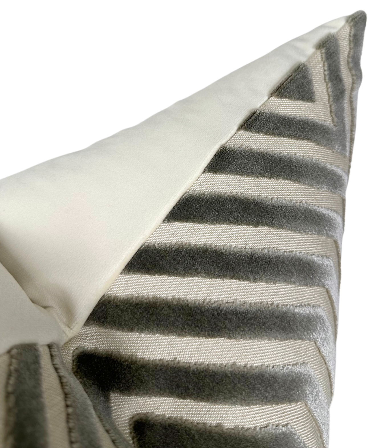 Vanderbilt Pillow in Dove Grey