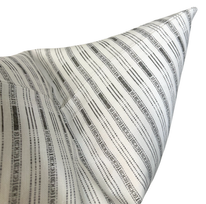 ILU Pillow in Charcoal
