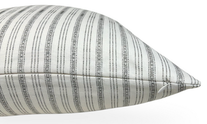 ILU Pillow in Charcoal