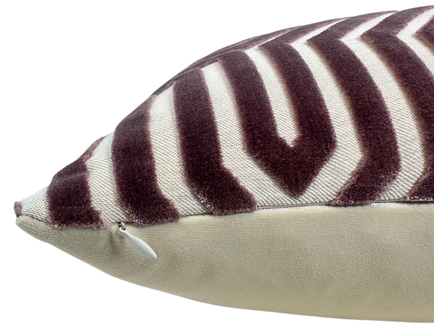 Vanderbilt Velvet Pillow in Lilac