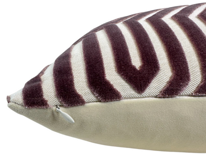 Vanderbilt Velvet Pillow in Lilac
