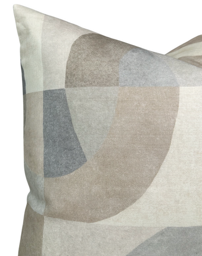 Colonnade Pillow in Parchment