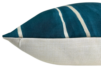 Graffito Pillow in Teal Pearl