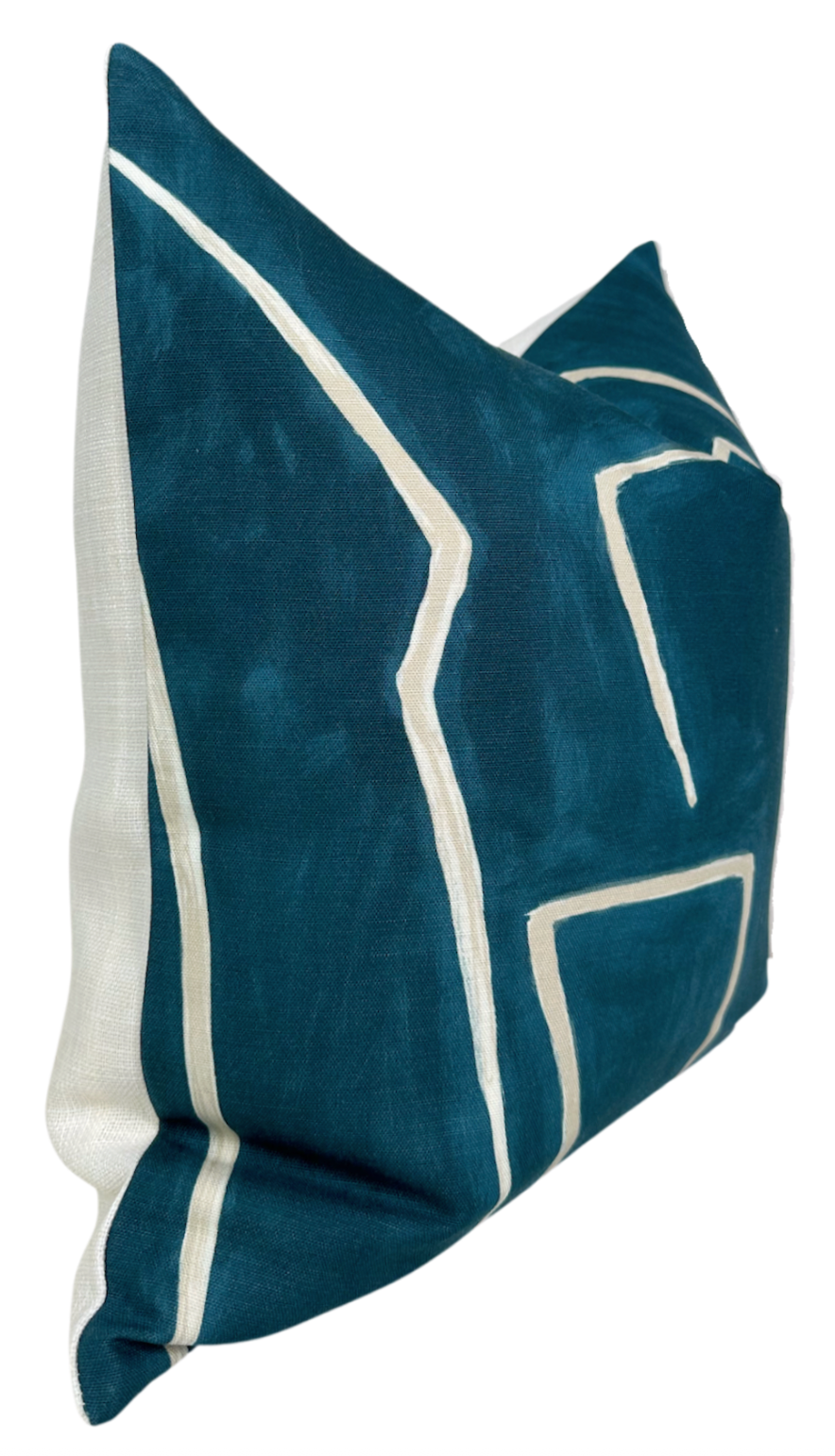 Graffito Pillow in Teal Pearl