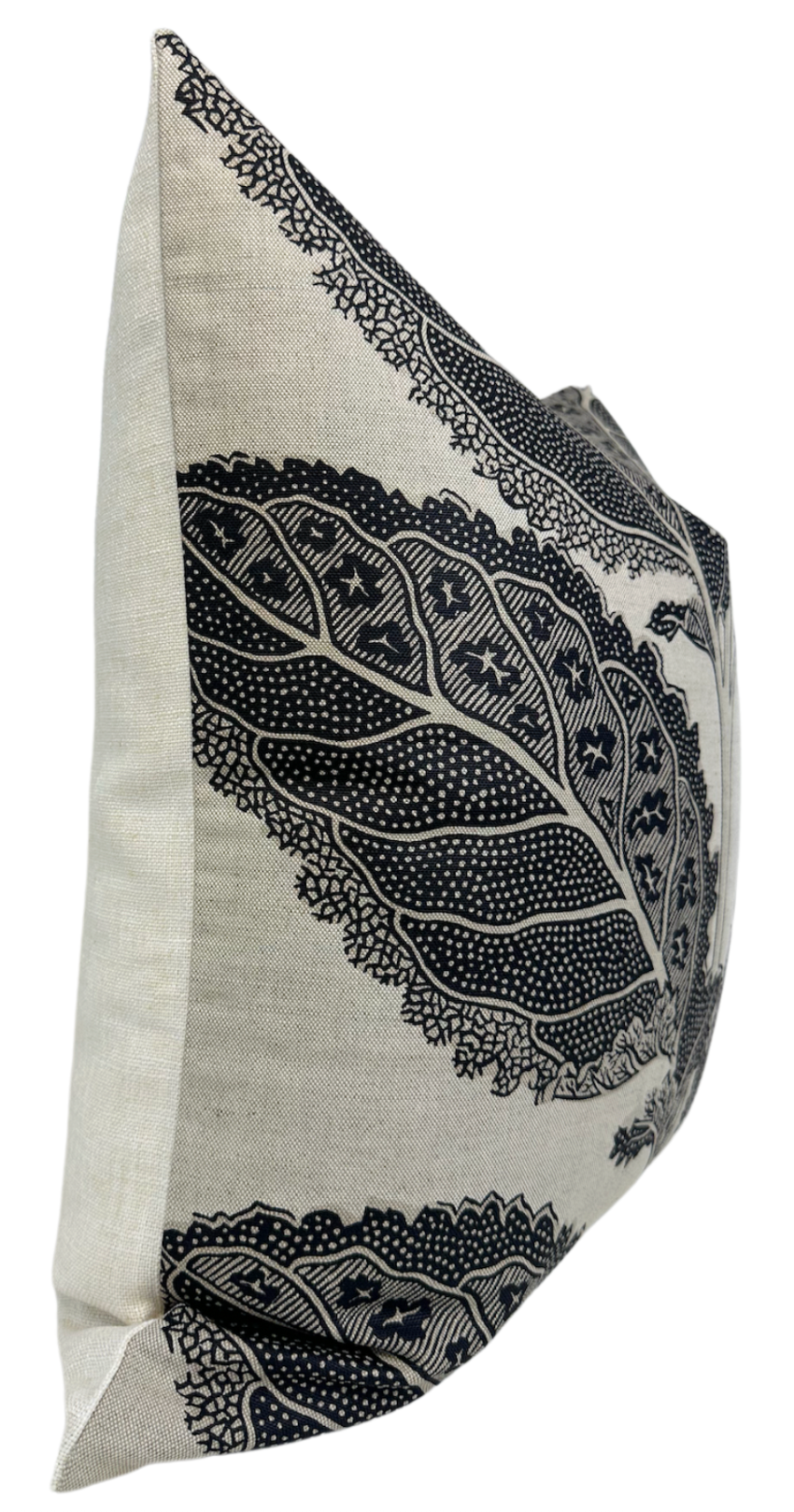 Lacinato Pillow in Basalt Black