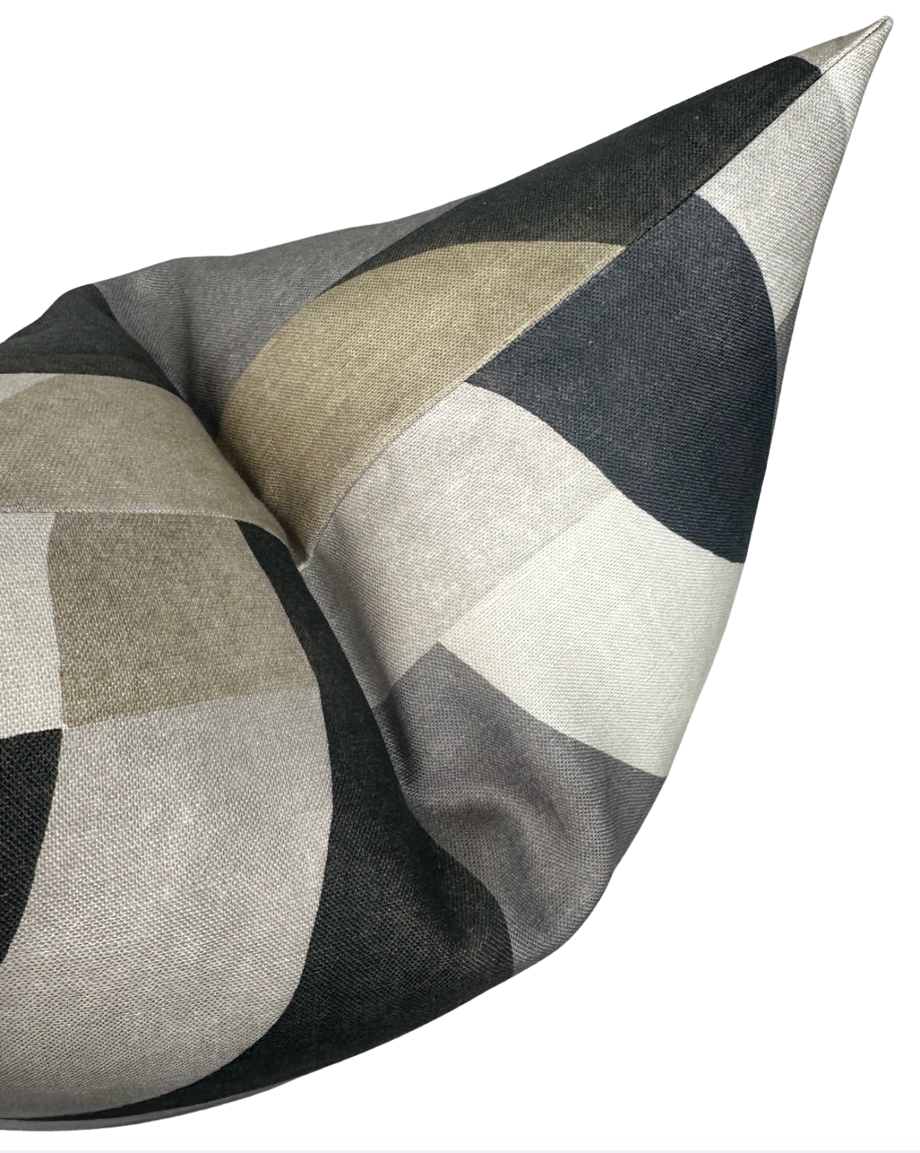 Colonnade Pillow in Onyx