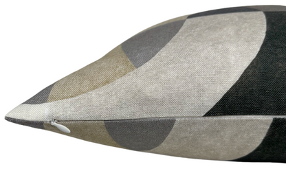 Colonnade Pillow in Onyx
