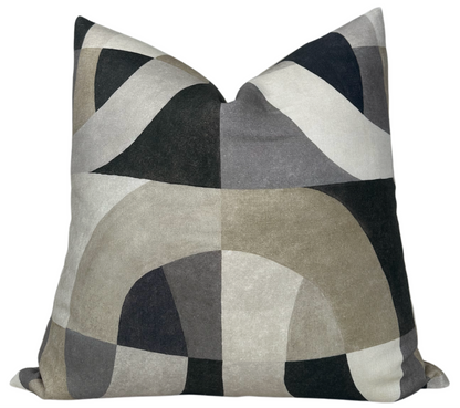 Colonnade Pillow in Onyx