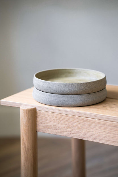 Stoneware Salad Plates with High Sides "Concrete"