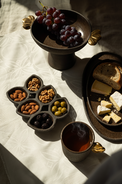 Stoneware Pedestal Fruit Bowl "Pumpernickel" with Gold Leaves