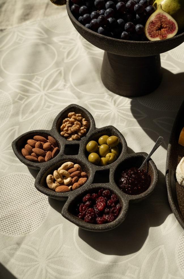 Handmade Stoneware Serving Dish "Pumpernickel"