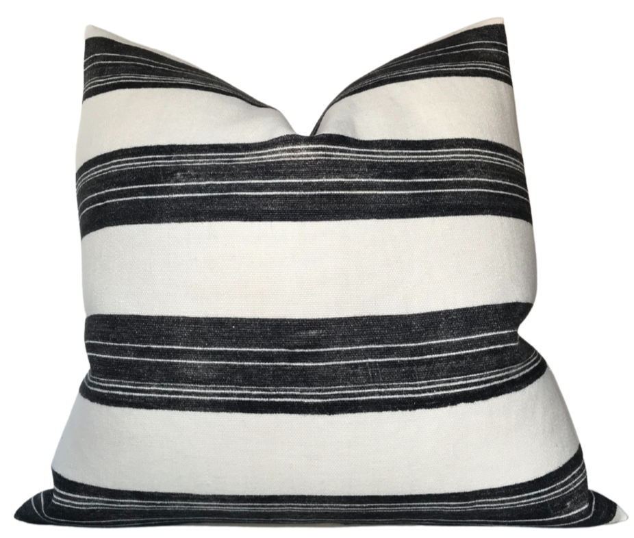 Askew Pillow in Ivory Onyx