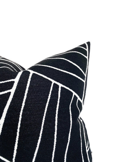 Jordan Woven Pillow in Black