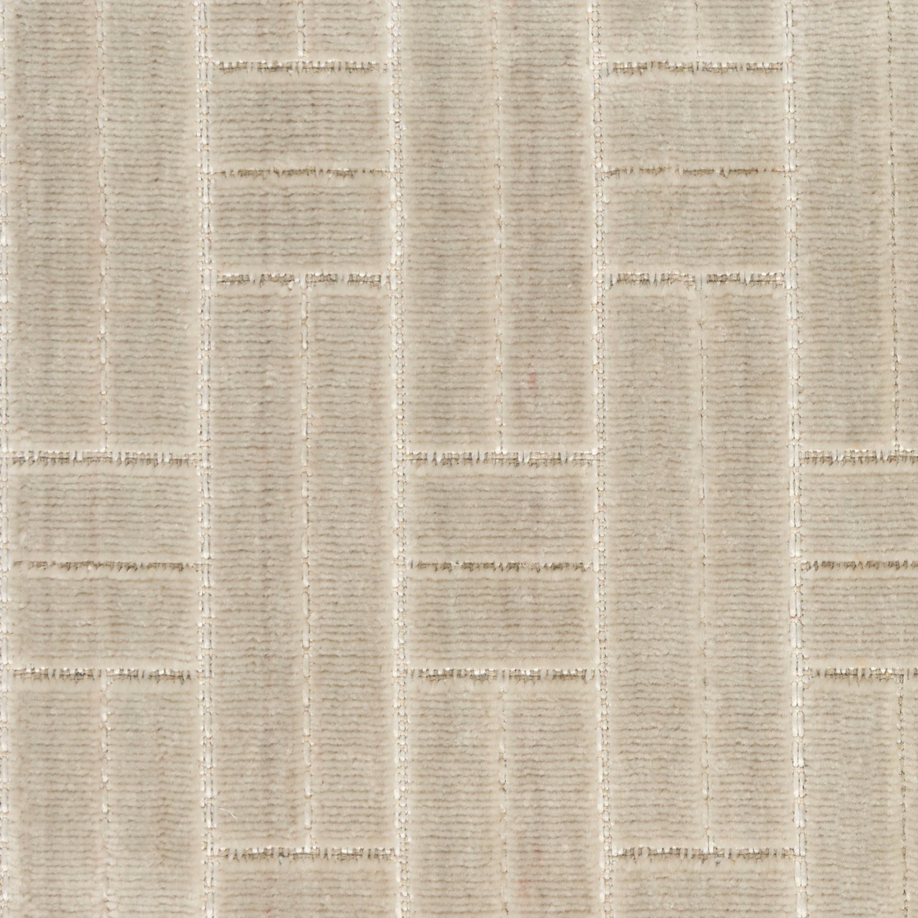 Nourison Charm Silver & Ivory Pet Friendly Machine Washable Rug - Swatch