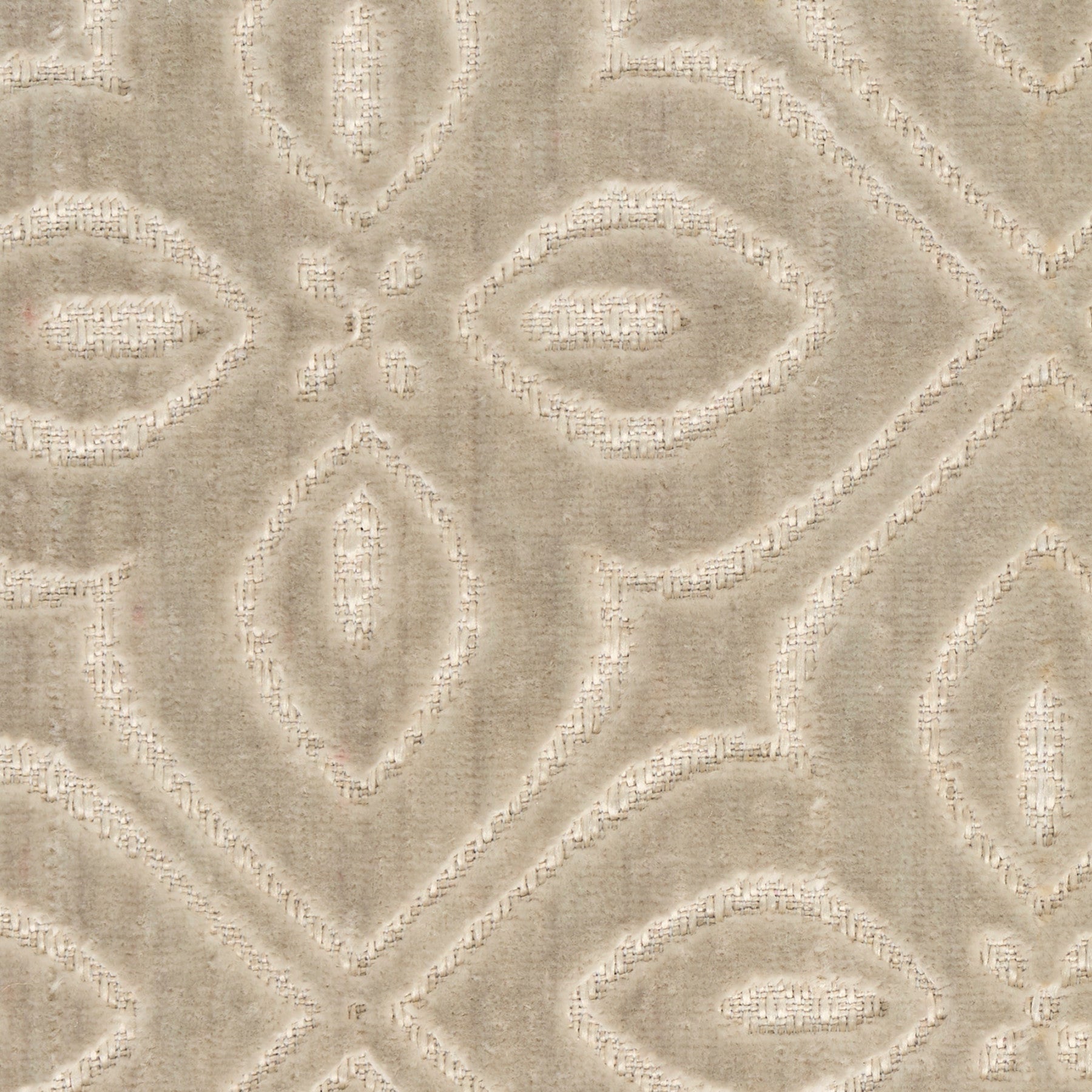 Nourison Charm Silver & Ivory Pet Friendly Machine Washable Rug - Swatch