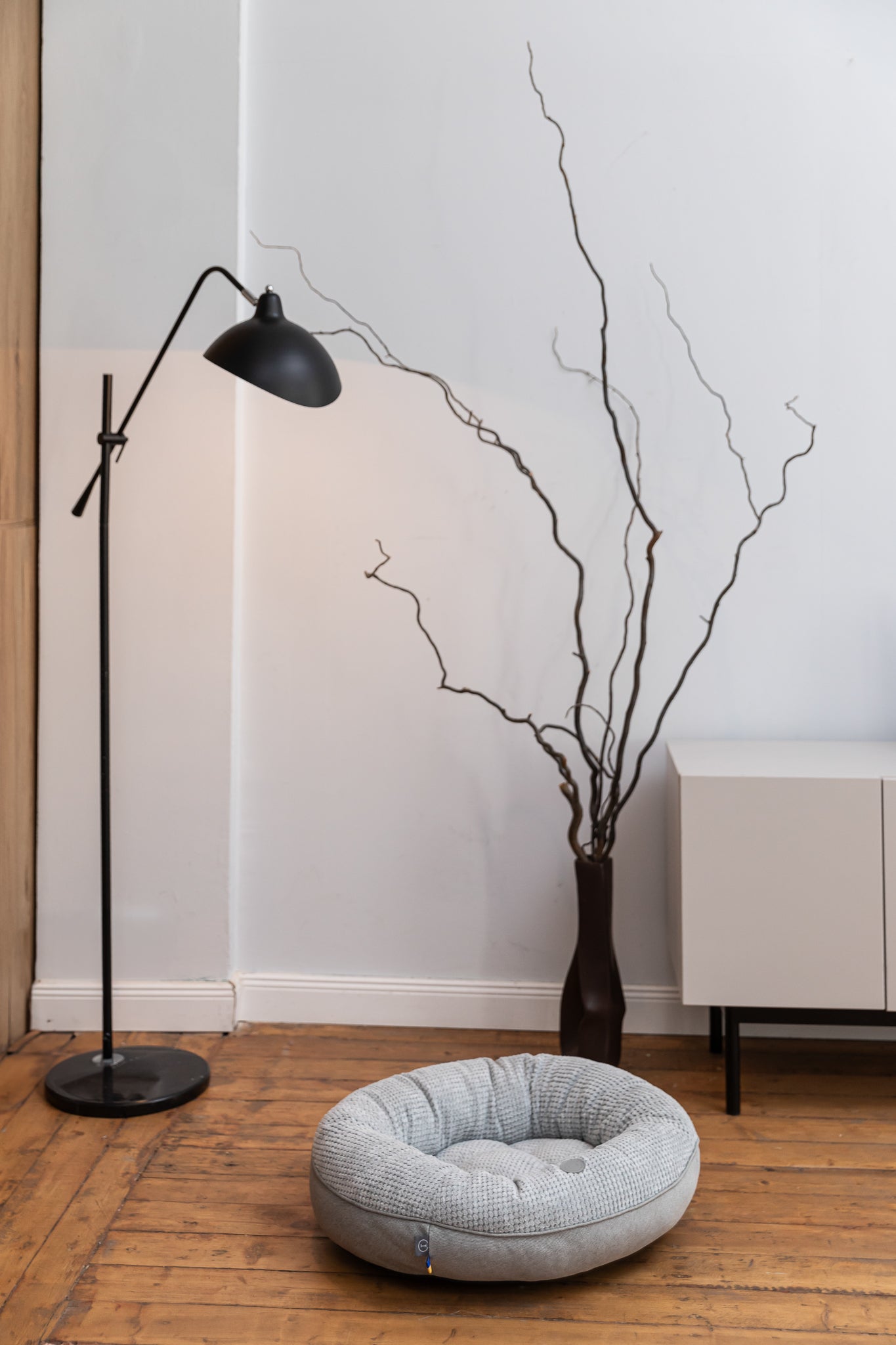 Moonlight Gray Donut Pet Bed