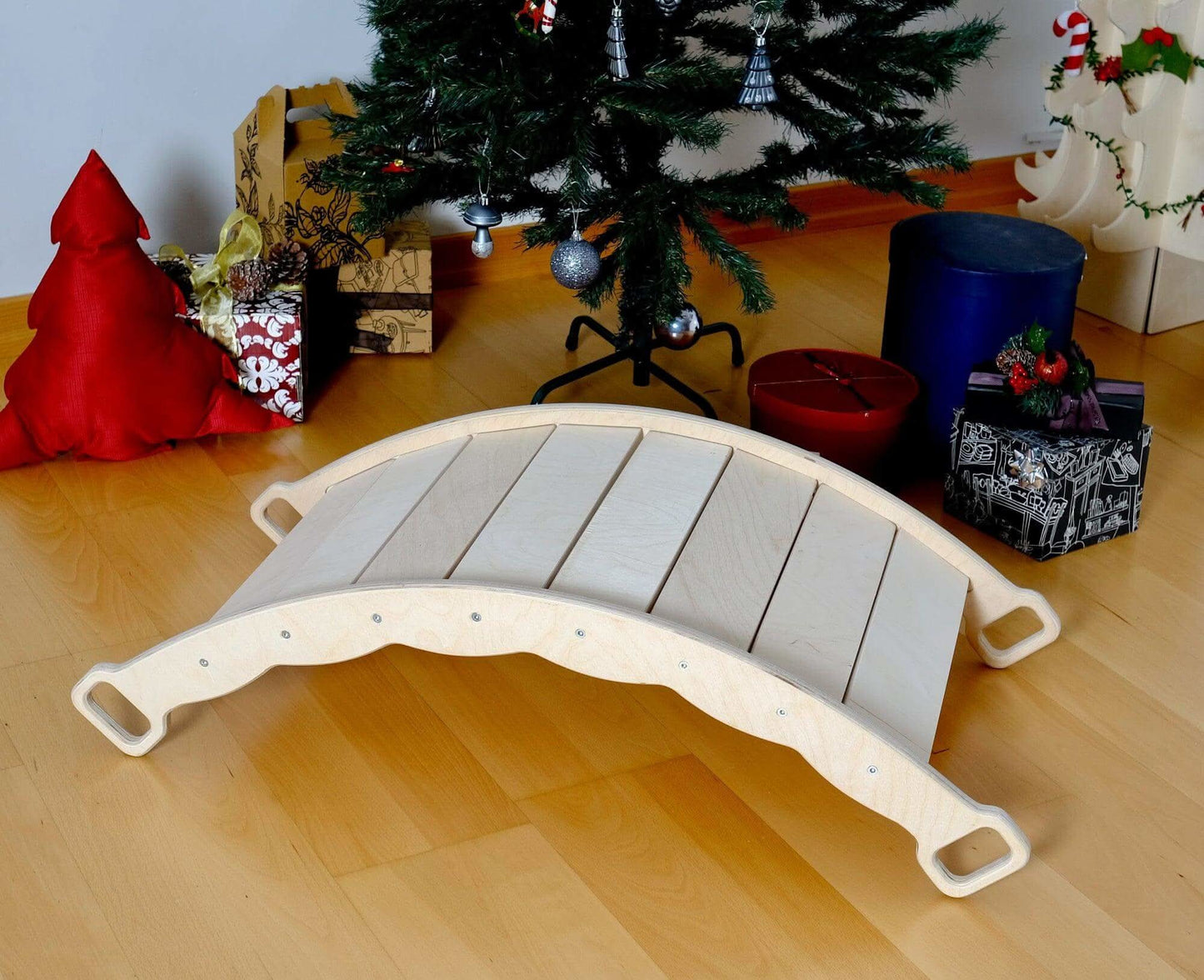 XL Wooden Montessori Balance Board with Pillow